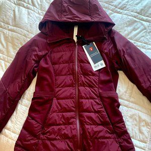 NWT Lululemon lightweight running jacket - Sz 8